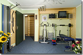 Im Fitnessraum.